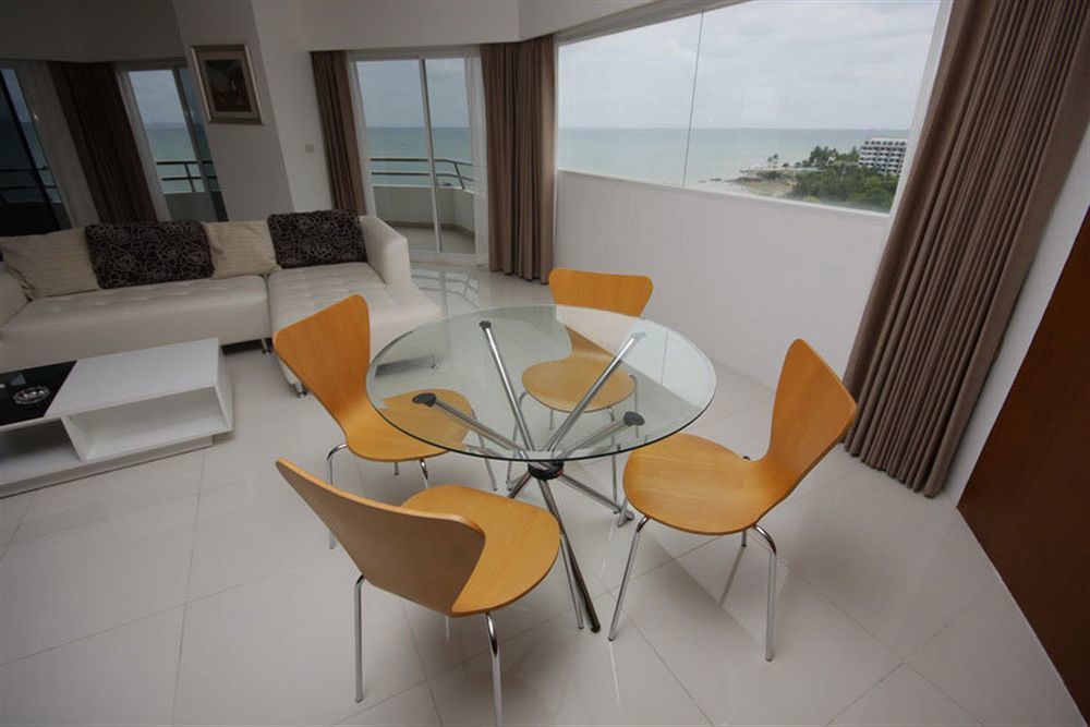 Markland Seaside Pattaya Ngoại thất bức ảnh